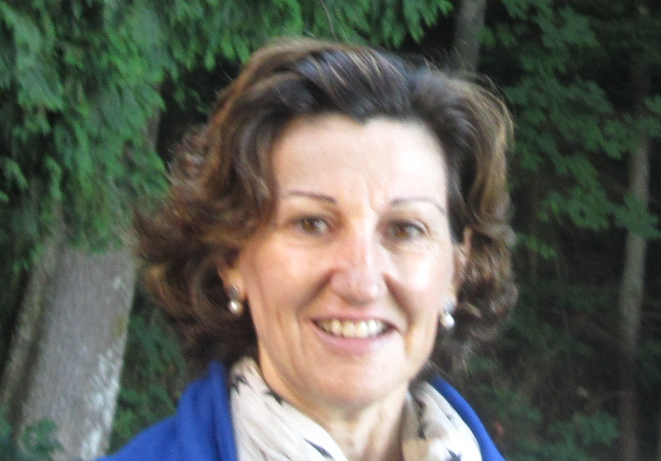 Adela López Pedreira es autor en Editorial Reus
