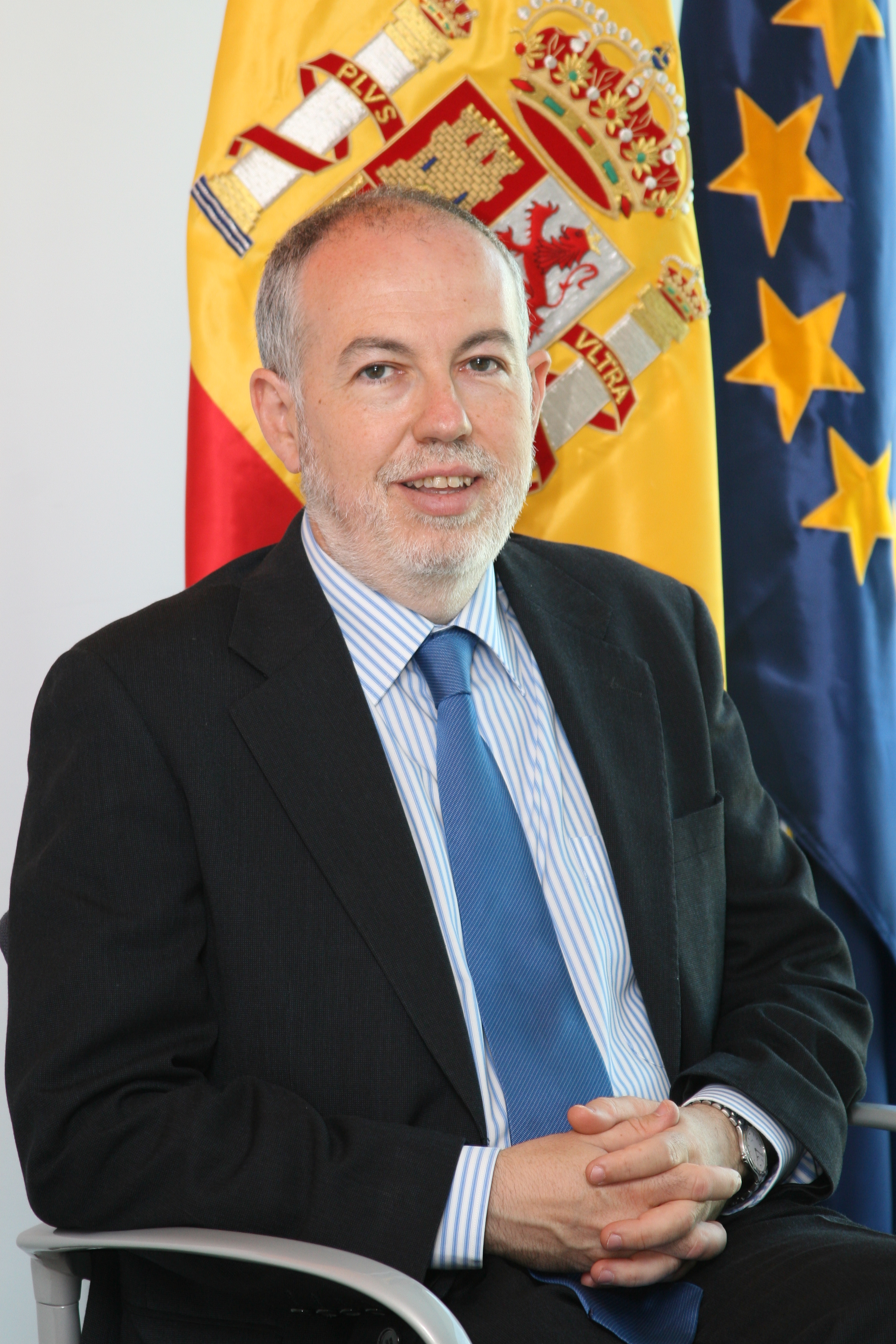 Ángel José Sánchez Navarro es autor en Editorial Reus