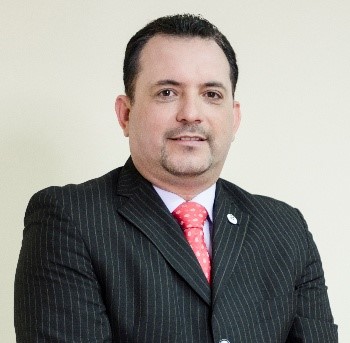 Ismael Manuel Araúz Ulloa es autor en Editorial Reus