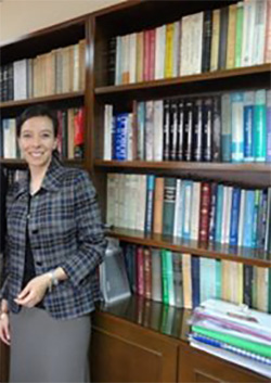 Betty Mercedes Martínez-Cárdenas es autor en Editorial Reus