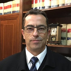 Carlos  Espino Bermell es autor en Editorial Reus