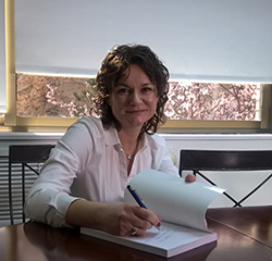 Cristina Carolina Pascual Brotóns es autor en Editorial Reus