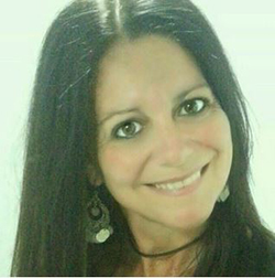 Eva  Cañizares Rivas es autor en Editorial Reus