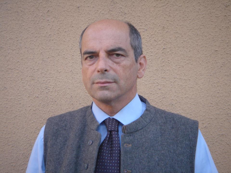Ignacio Arroyo Martínez es autor en Editorial Reus