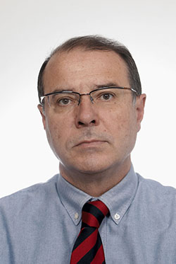 Javier García Roca es autor en Editorial Reus
