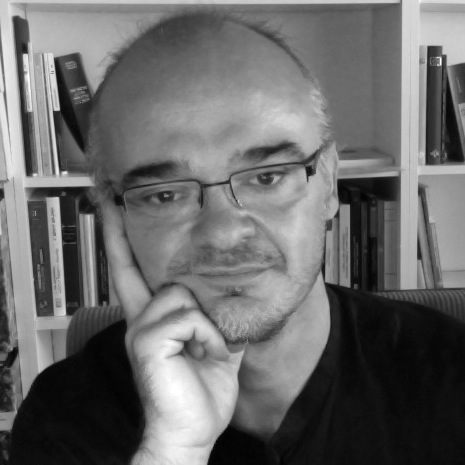 Julio Tejedor Bielsa es autor en Editorial Reus