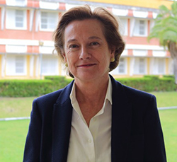 María Serrano Fernández es autor en Editorial Reus