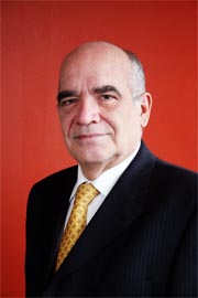 Ricardo Antequera Parilli es autor en Editorial Reus
