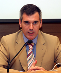 Santiago González-Varas Ibáñez es autor en Editorial Reus