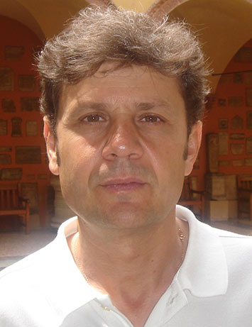 Tomás Cano Campos es autor en Editorial Reus